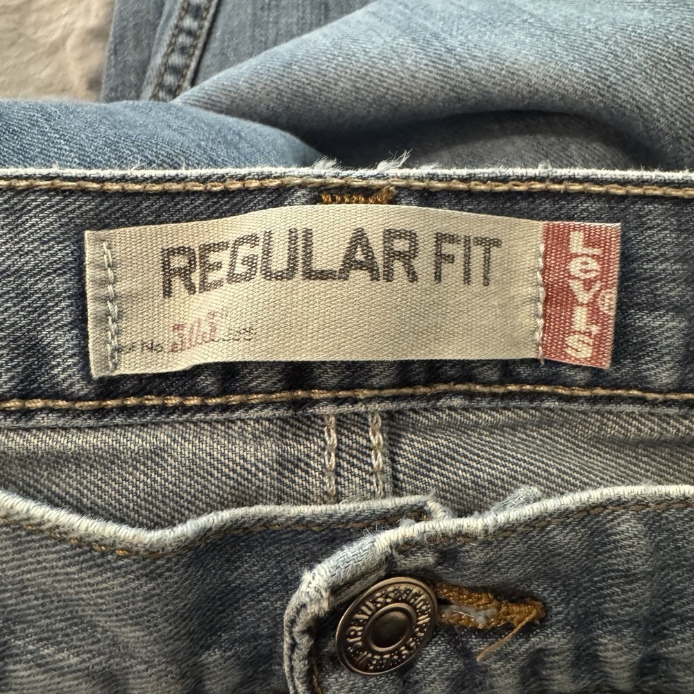 Levi's 505 Regular Fit Men's Jeans Size 38x30 100% Cotton Non-Stretch - Picture 3 of 8